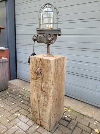 Industrial gusseisen holz säule stehlampe