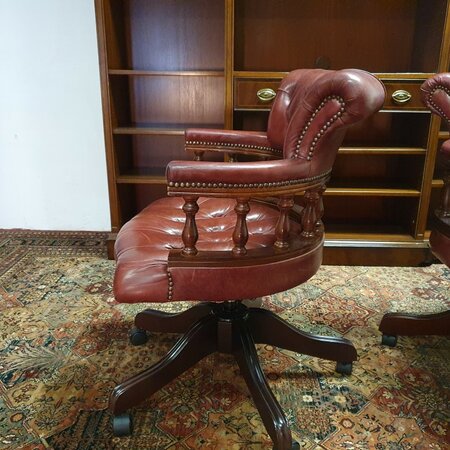 Antike Chesterfield Captain chair bürostuhl Bordeaux rot