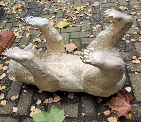Glastisch mit Bär aus Bronze