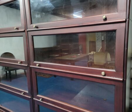 Große Globe Wernicke mahagoni bücherschrank