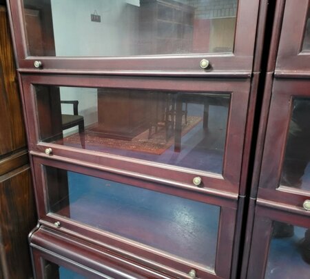 Große Globe Wernicke mahagoni bücherschrank