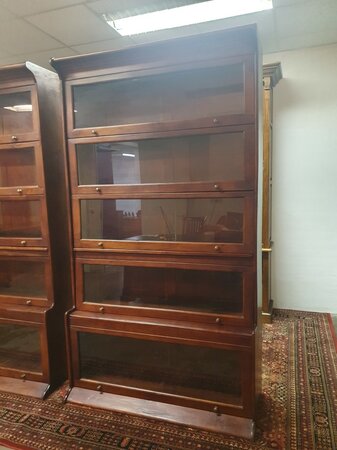 Globe Wernicke bücherregal
