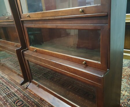 Globe Wernicke bücherregal