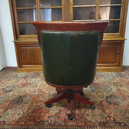 Englischer Chesterfield bürostuhl