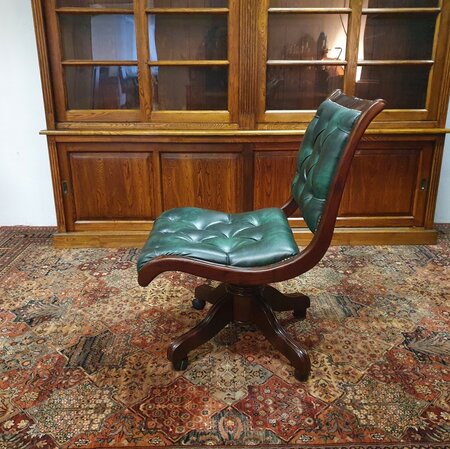 Antike Chesterfield bürostuhl Dunkelgrün