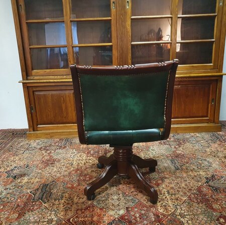 Antike Chesterfield bürostuhl Dunkelgrün