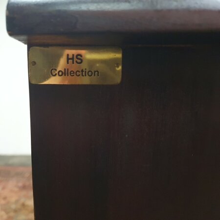 Antike aktenschrank