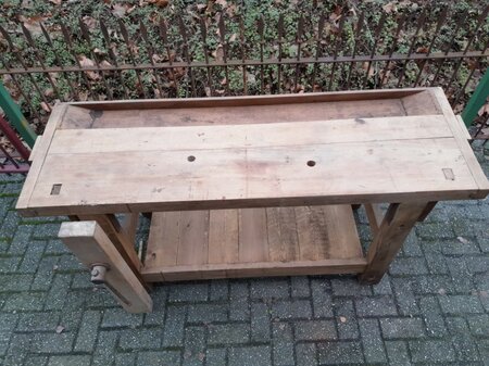 Antike Werkbank aus Holz