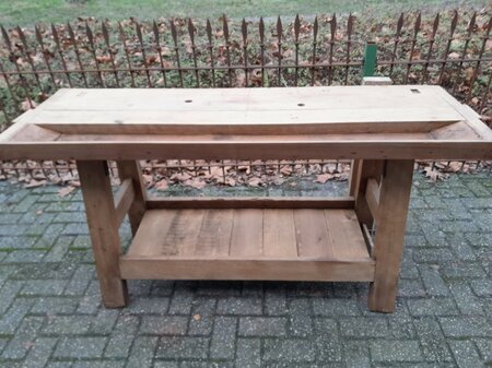 Antike Werkbank aus Holz