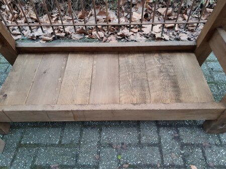 Antike Werkbank aus Holz