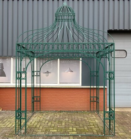 Klassische schmiedeeisen gartenpavillon