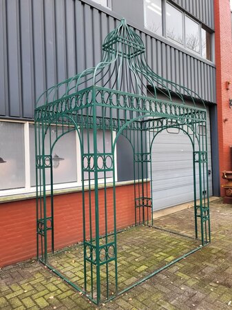 Klassische schmiedeeisen gartenpavillon