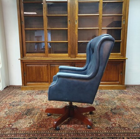Klassischer President chair bürostuhl blau