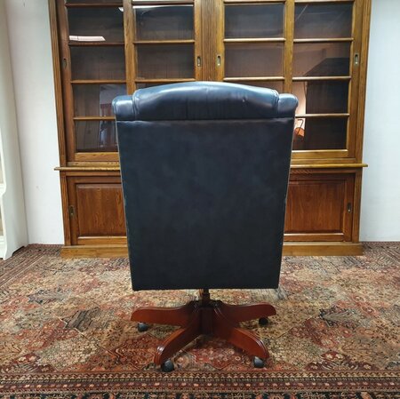 Klassischer President chair bürostuhl blau