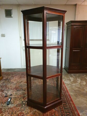 Antike sechseckige mahagoni vitrine mit geschliffenem glas