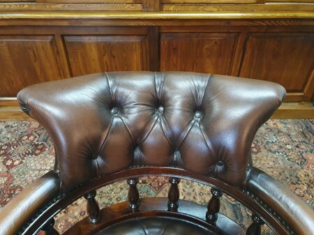 Antike Chesterfield Captain chair bürostuhl braun