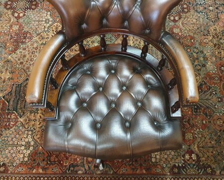 Antike Chesterfield Captain chair bürostuhl braun