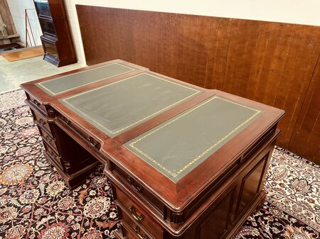 Klassische mahagoni notar schreibtisch mit lederplatte