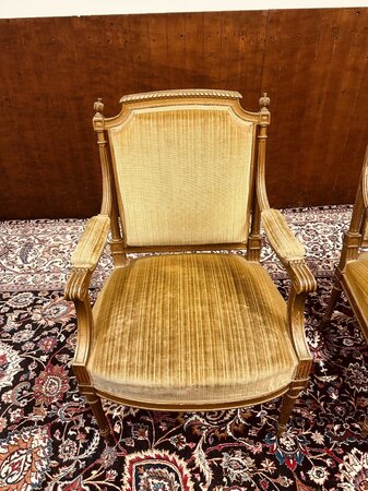 Antike Hollywood Regency Sessel