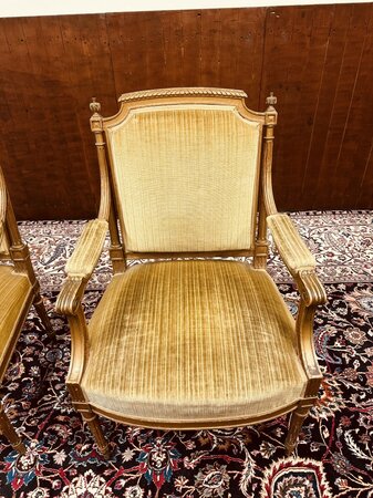 Antike Hollywood Regency Sessel