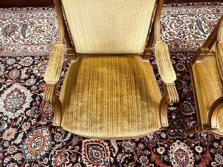 Antike Hollywood Regency Sessel