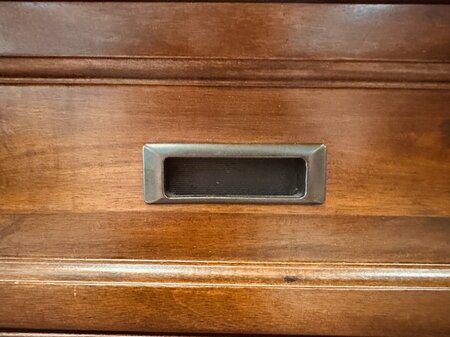 Klassische TV-schrank
