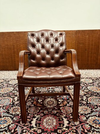 Englischer Chesterfield stuhl Bordeaux