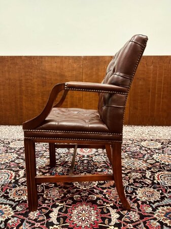 Englischer Chesterfield stuhl Bordeaux