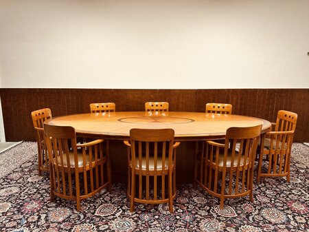 Ovaler Art Deco konferenztisch mit 8 Stühlen