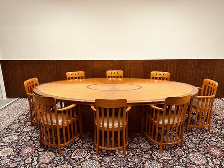 Ovaler Art Deco konferenztisch mit 8 Stühlen