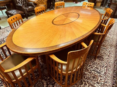 Ovaler Art Deco konferenztisch mit 8 Stühlen