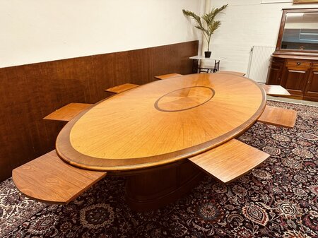 Ovaler Art Deco konferenztisch mit 8 Stühlen