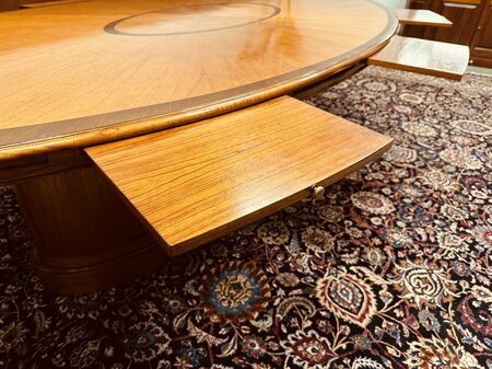 Ovaler Art Deco konferenztisch mit 8 Stühlen