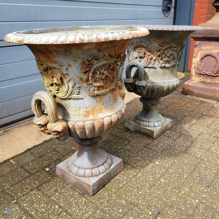 Antike gusseisen bartmann gartenvase