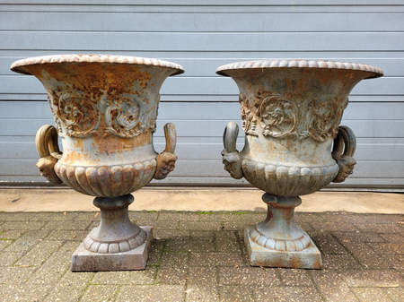 Antike gusseisen bartmann gartenvase