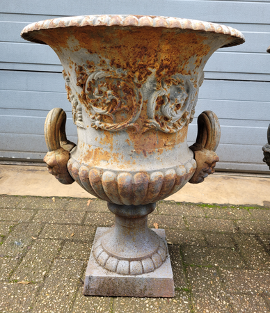 Antike gusseisen bartmann gartenvase