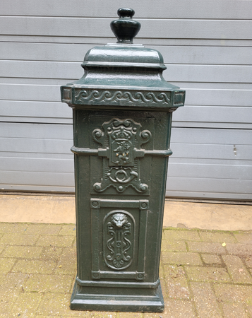 Alte gusseisen briefkasten