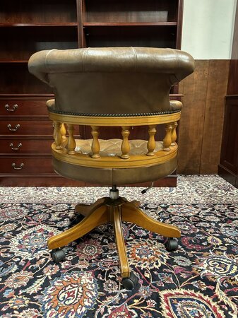 Antike Chesterfield Captain chair bürostuhl Cognac