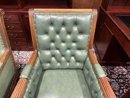 Englischer Chesterfield Library chair stuhl Grün