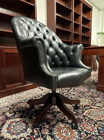 Antike Chesterfield Director chair bürostuhl Schwarz