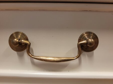 Klassisches englisches Chesterfield-Schreibtischset mit Bürostühlen und Lampe