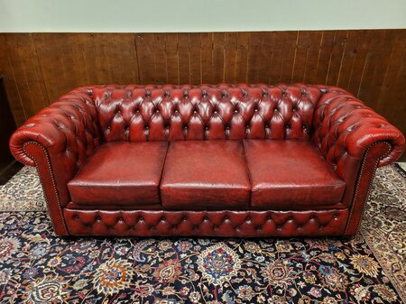 Englisches Chesterfield Sofa Set 3-Sitzer Oxblood
