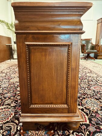 Klassische sideboard mit Intarsien