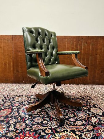Klassisch Englisch Chesterfield Gainsborough bürostuhl grün