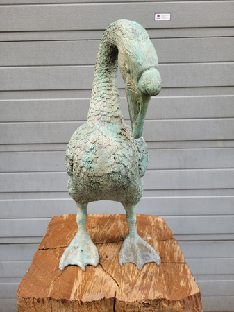 Bronze kunstwerk eines Schwan