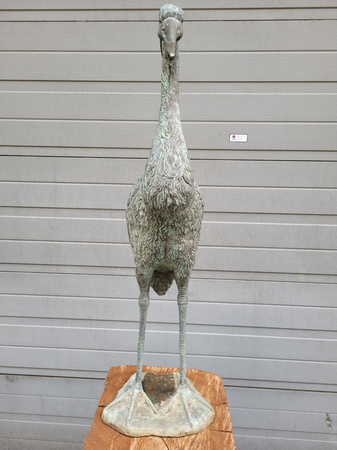 Bronze kunstwerk eines Reiher