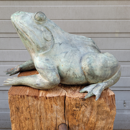 Antike bronze statue von eines Frosch