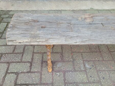Landhaus gartenbank mit alt gelebtes holz