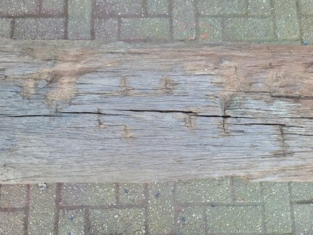 Landhaus gartenbank mit alt gelebtes holz