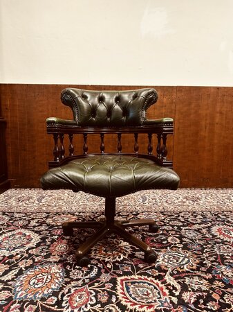 English Chesterfield Bürostuhl Grün